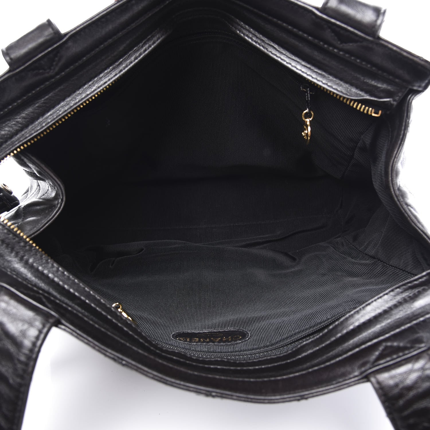 Chanel Lambskin Quilted CC Shoulder Bag Black 4 of 11