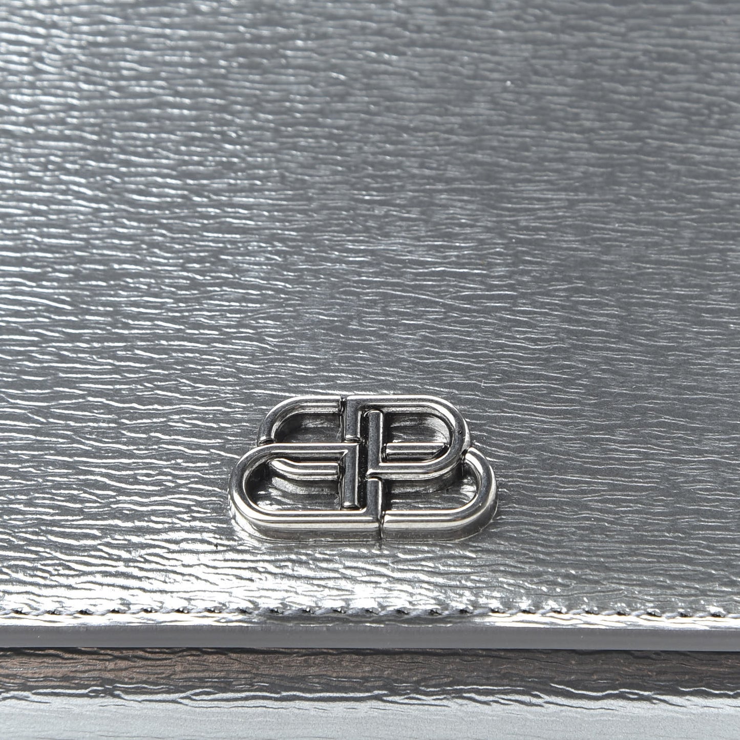 Metallic Grained Calfskin BB Phone Holder Wallet On Chain Silver
