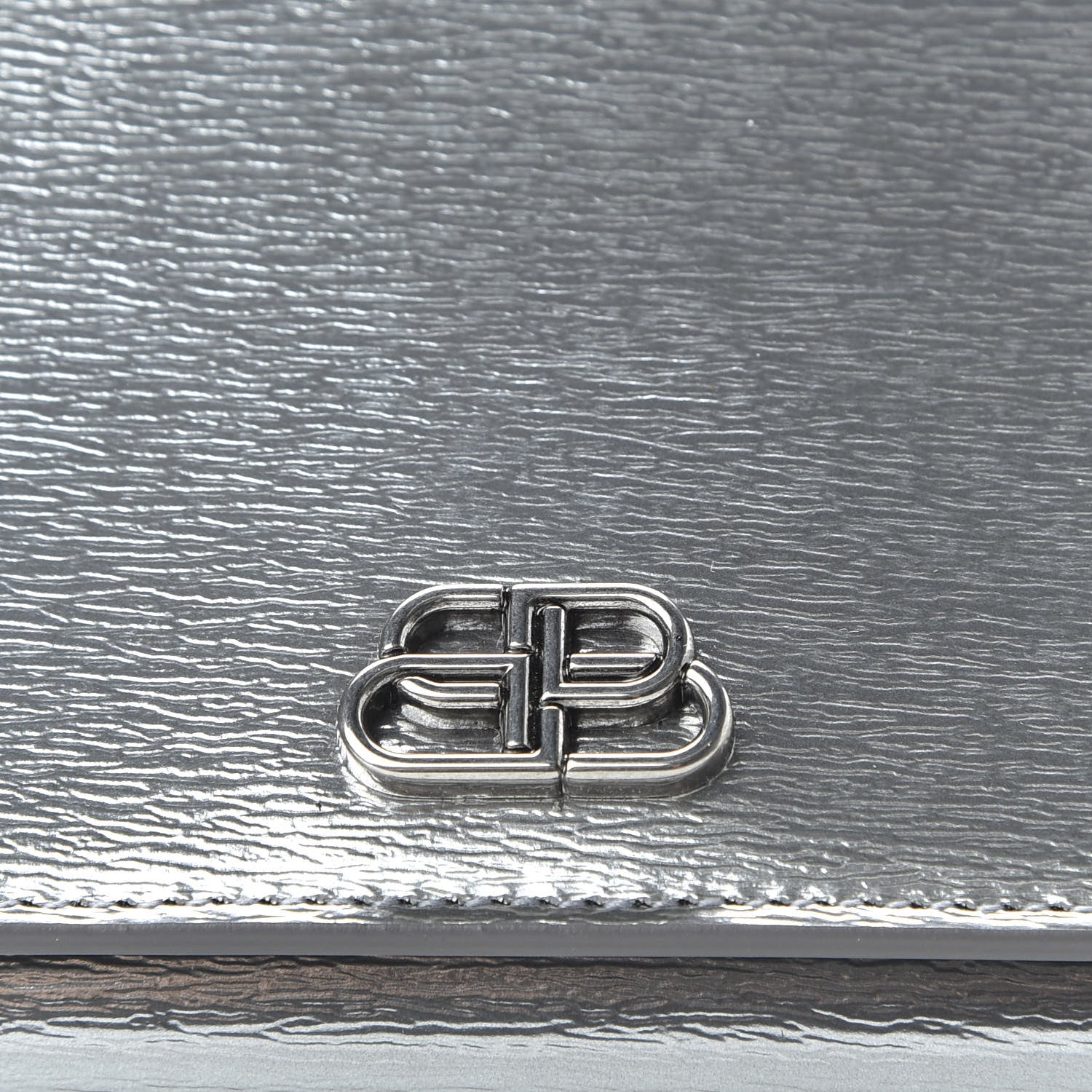 Balenciaga Metallic Grained Calfskin BB Phone Holder Wallet On Chain Silver 9 of 10