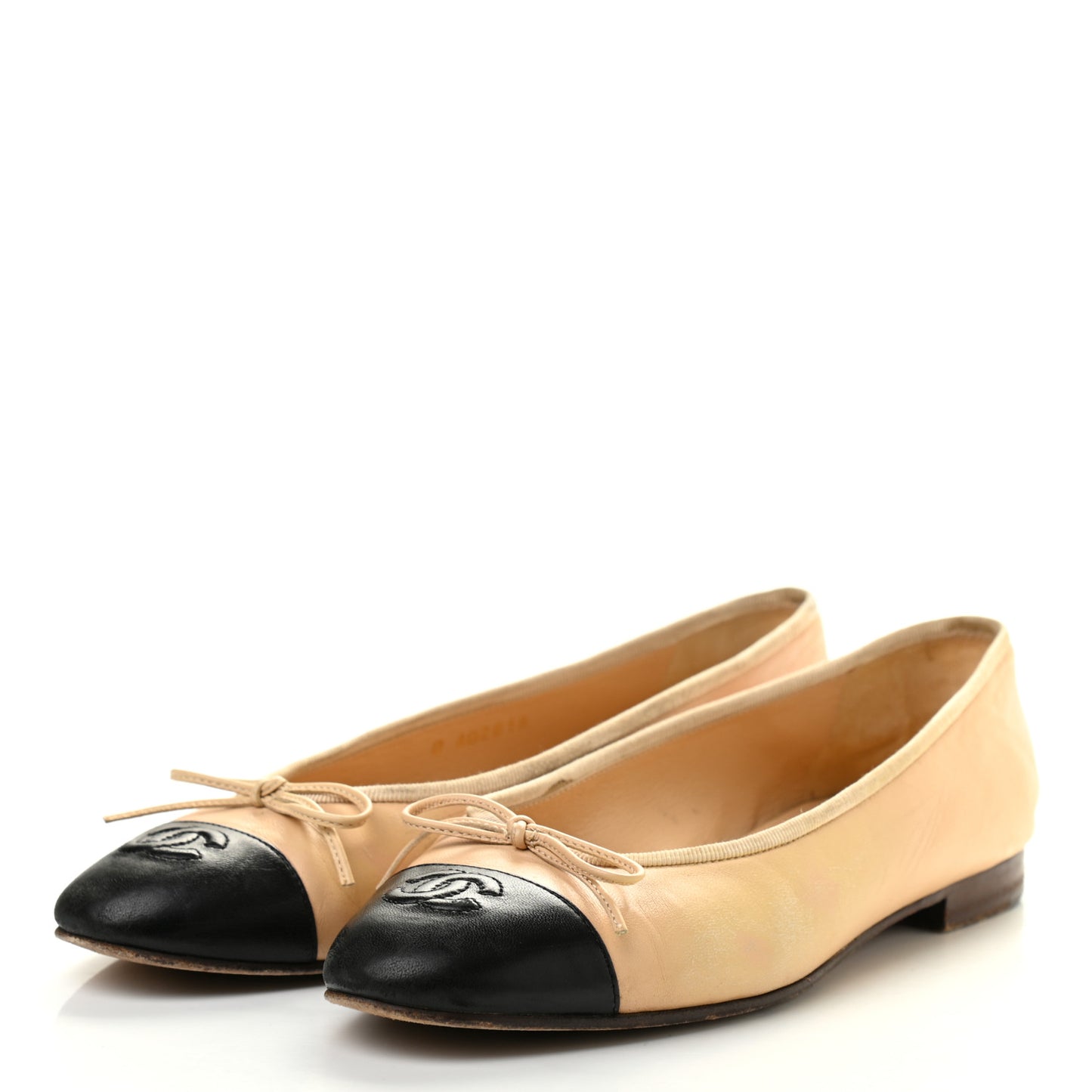 Lambskin Cap Toe CC Ballerina Flats 39 Beige Black