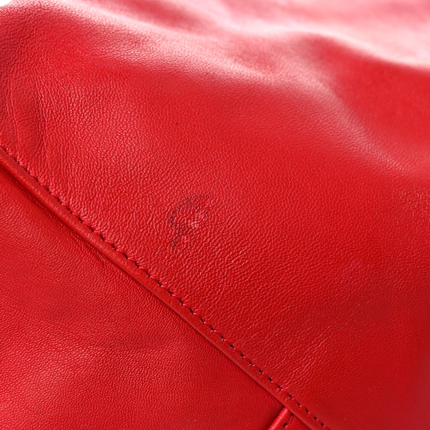 Celine Lambskin Horizontal Cabas Magenta 12 of 23