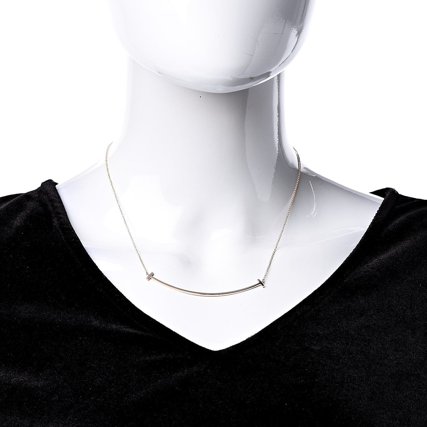 18K Rose Gold T Smile Pendant Necklace