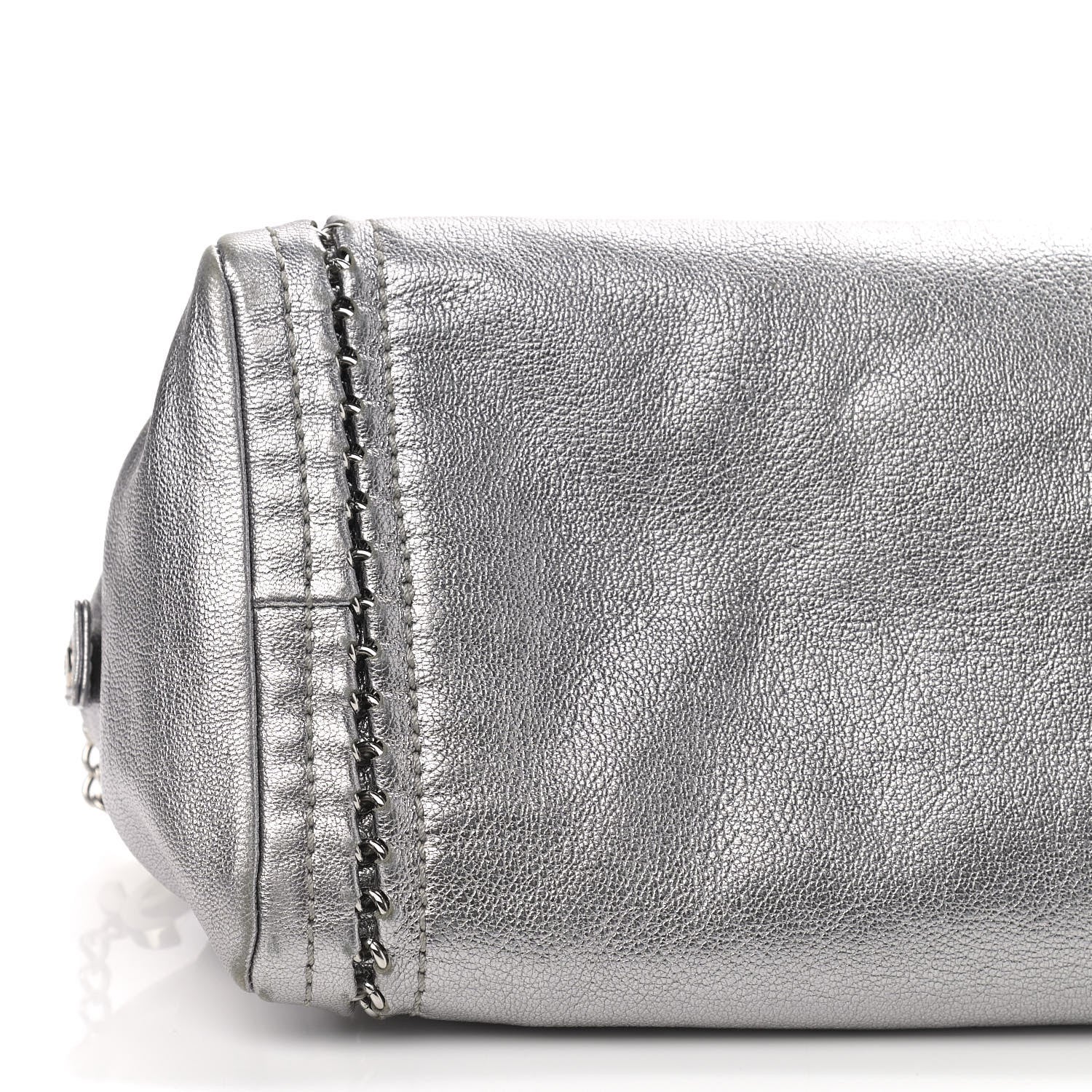 Chanel Metallic Goatskin Medium Luxe Ligne Bowler Silver 5 of 9