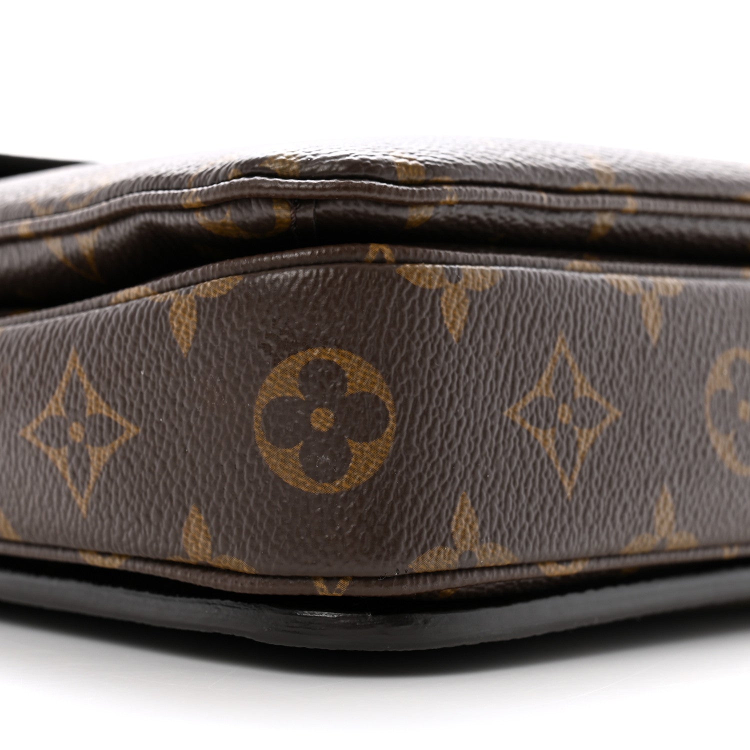 Louis Vuitton Monogram Pochette Metis 8 of 14