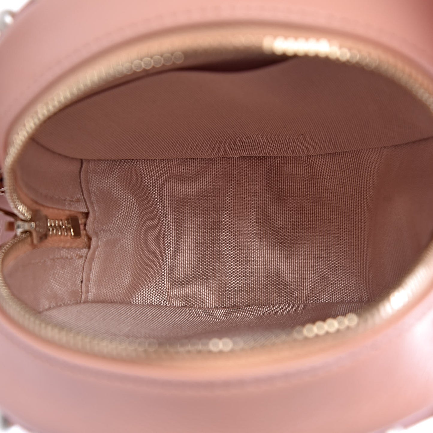 Calfskin Quilted Pearl Round Clutch With Chain Pink