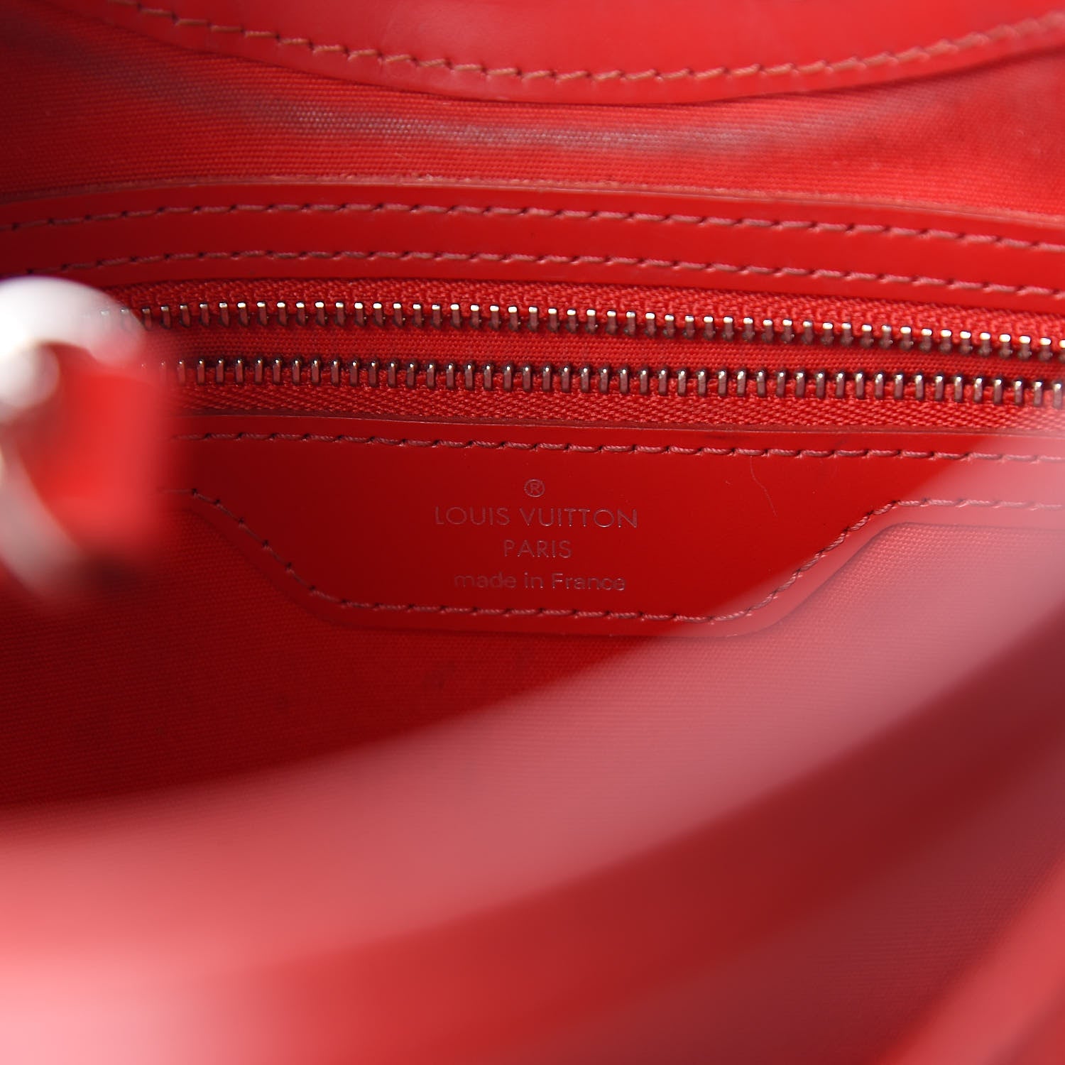 Louis Vuitton Epi Montaigne Sac Rouge 6 of 15