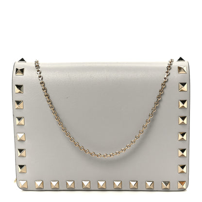 Valentino Garavani Calfskin Rockstud Wallet On Chain Pastel Grey 1 of 11