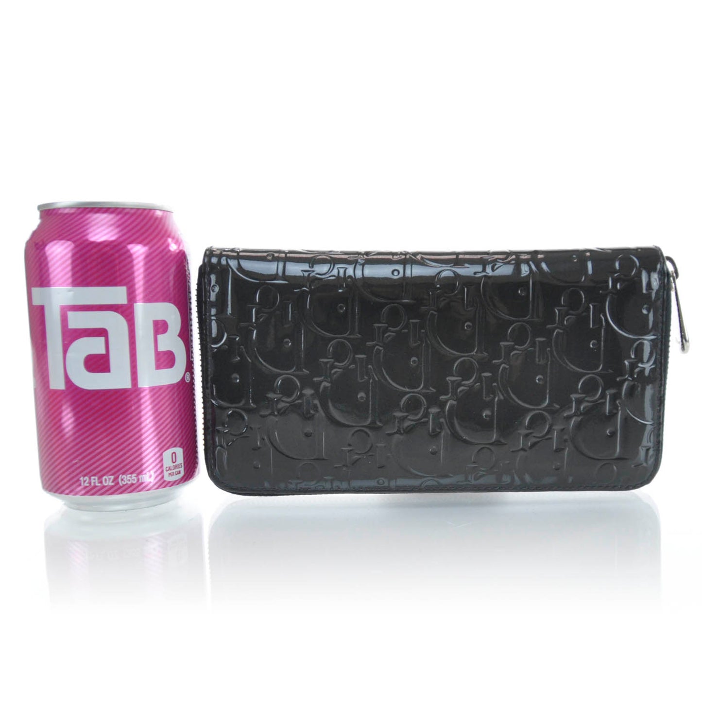 Patent Ultimate Zip Around Wallet