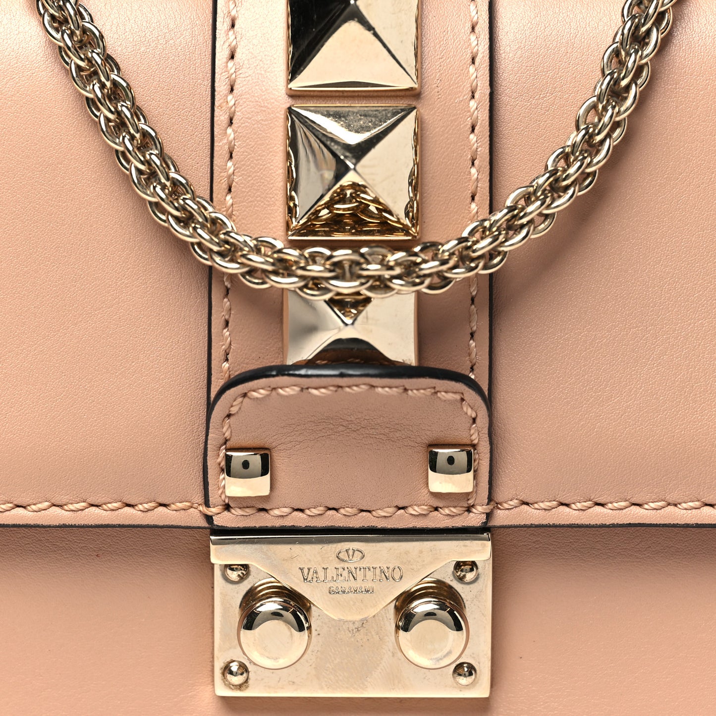 Vitello Mini Glam Lock Rockstud Flap Poudre