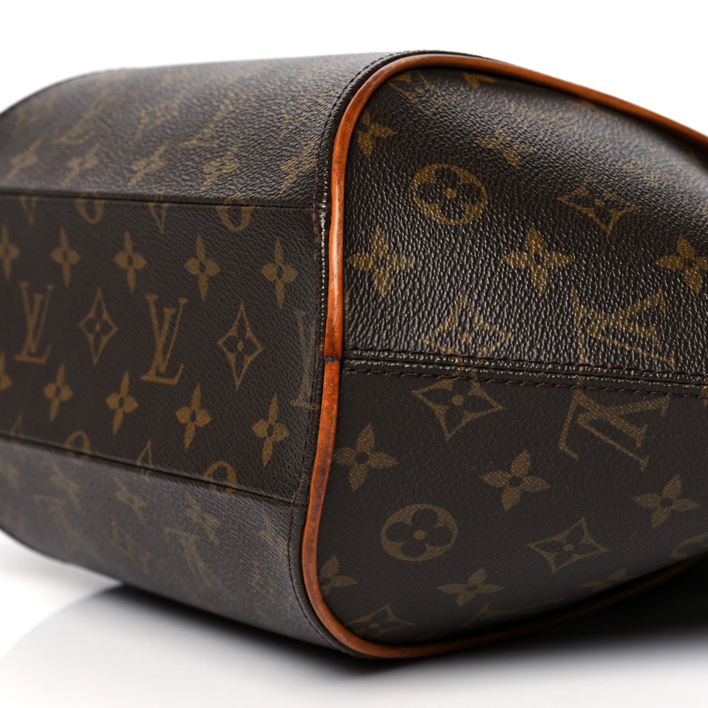 Monogram Ellipse MM