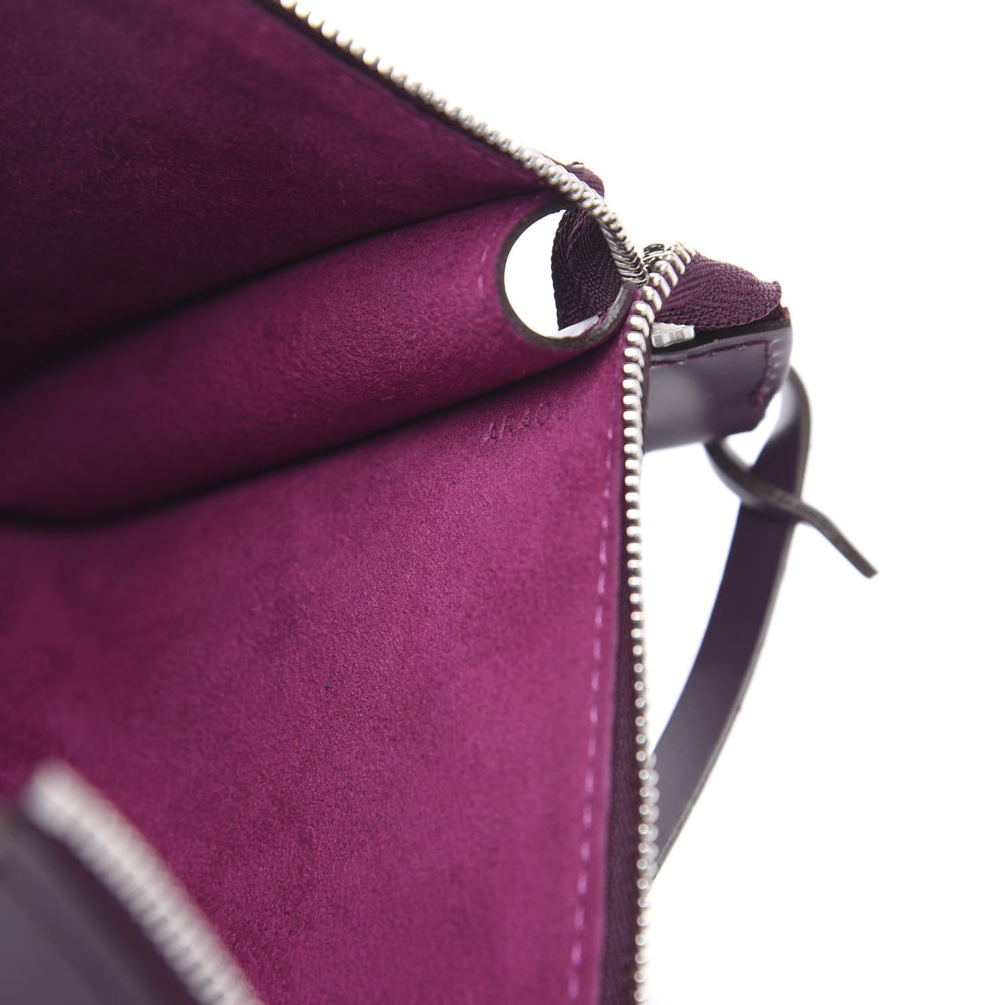 Epi Pochette Accessories 24 Cassis