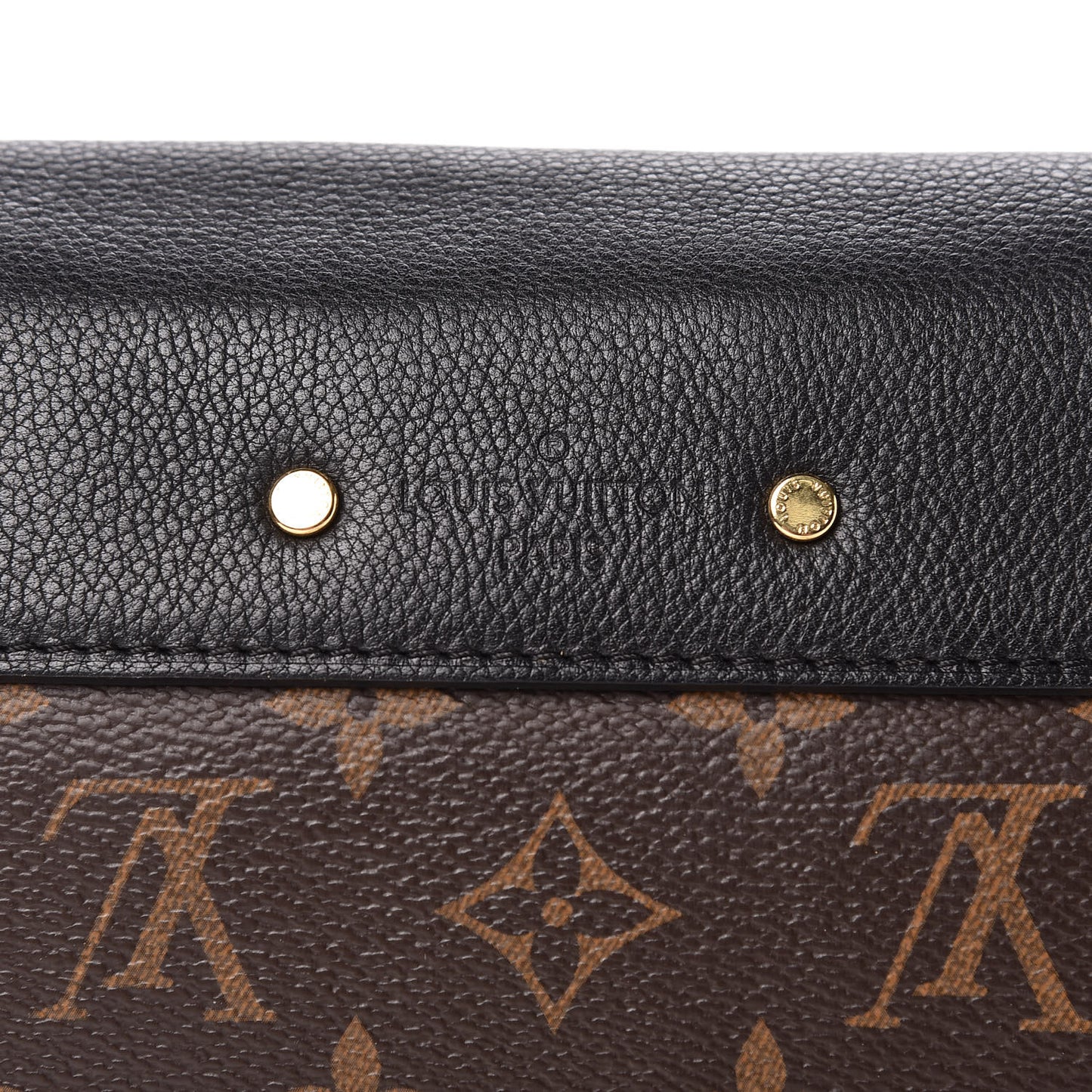 Monogram Pallas Chain Black