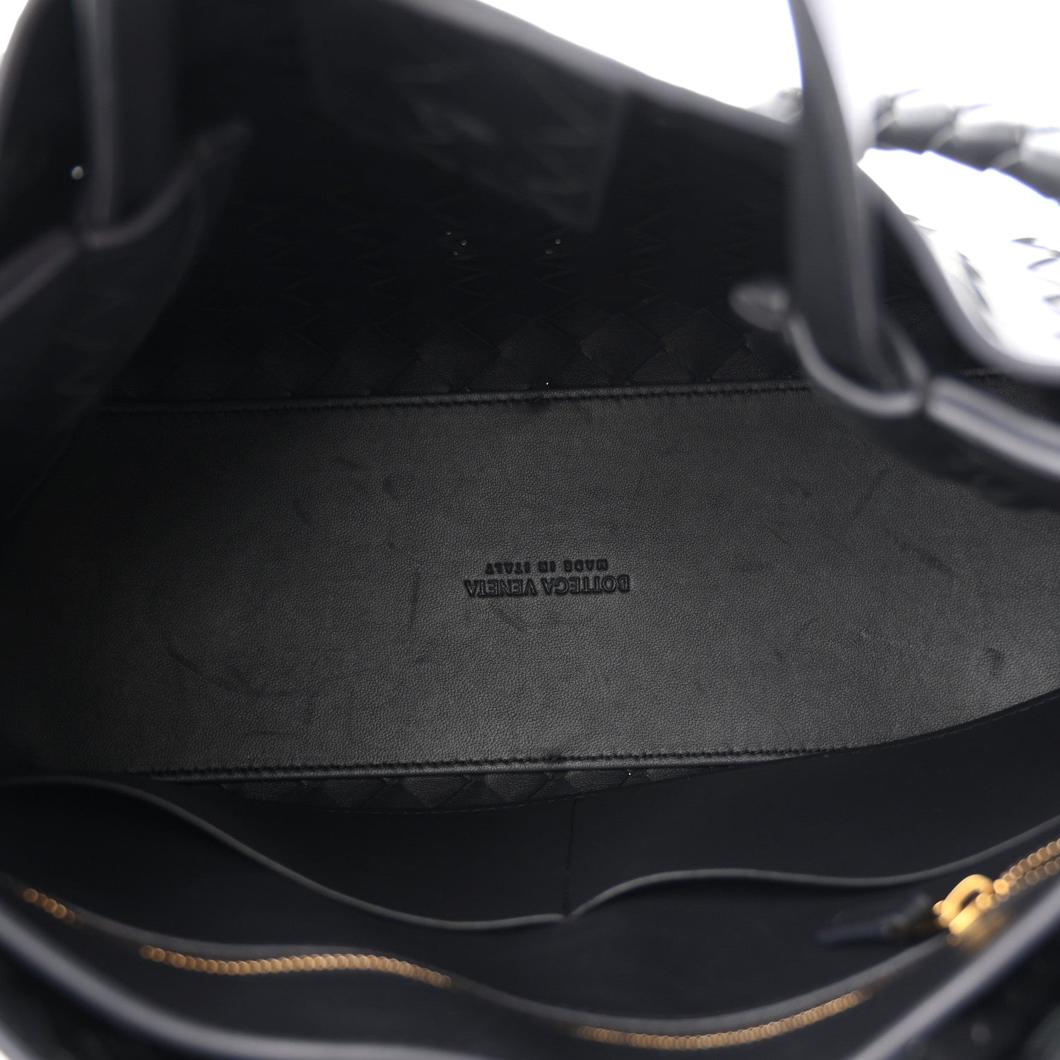 Bottega Veneta Nappa Intrecciato Medium Andiamo Shoulder Bag Space 5 of 9
