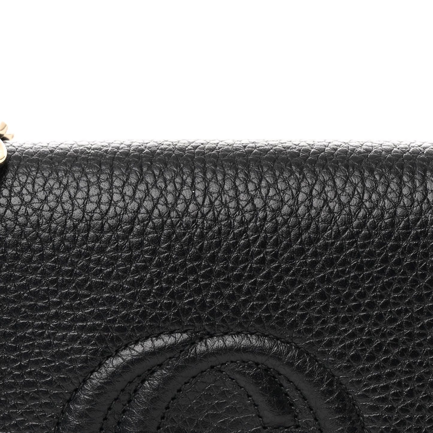 Pebbled Calfskin Soho Wallet On Chain Black