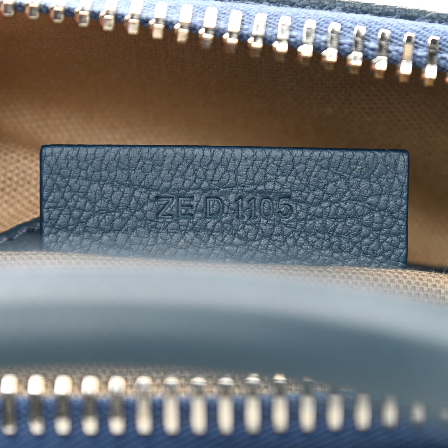 Sugar Goatskin Small Antigona Peacock Blue