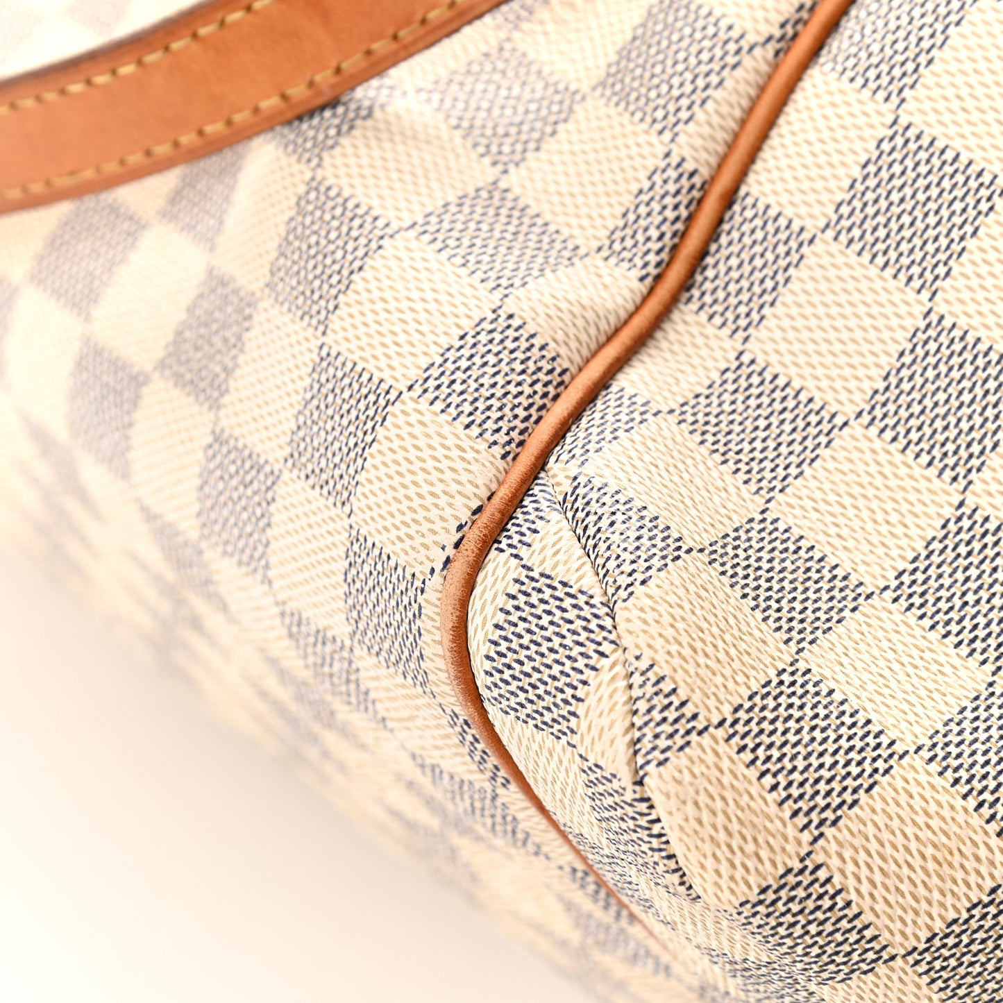 Damier Azur Totally MM