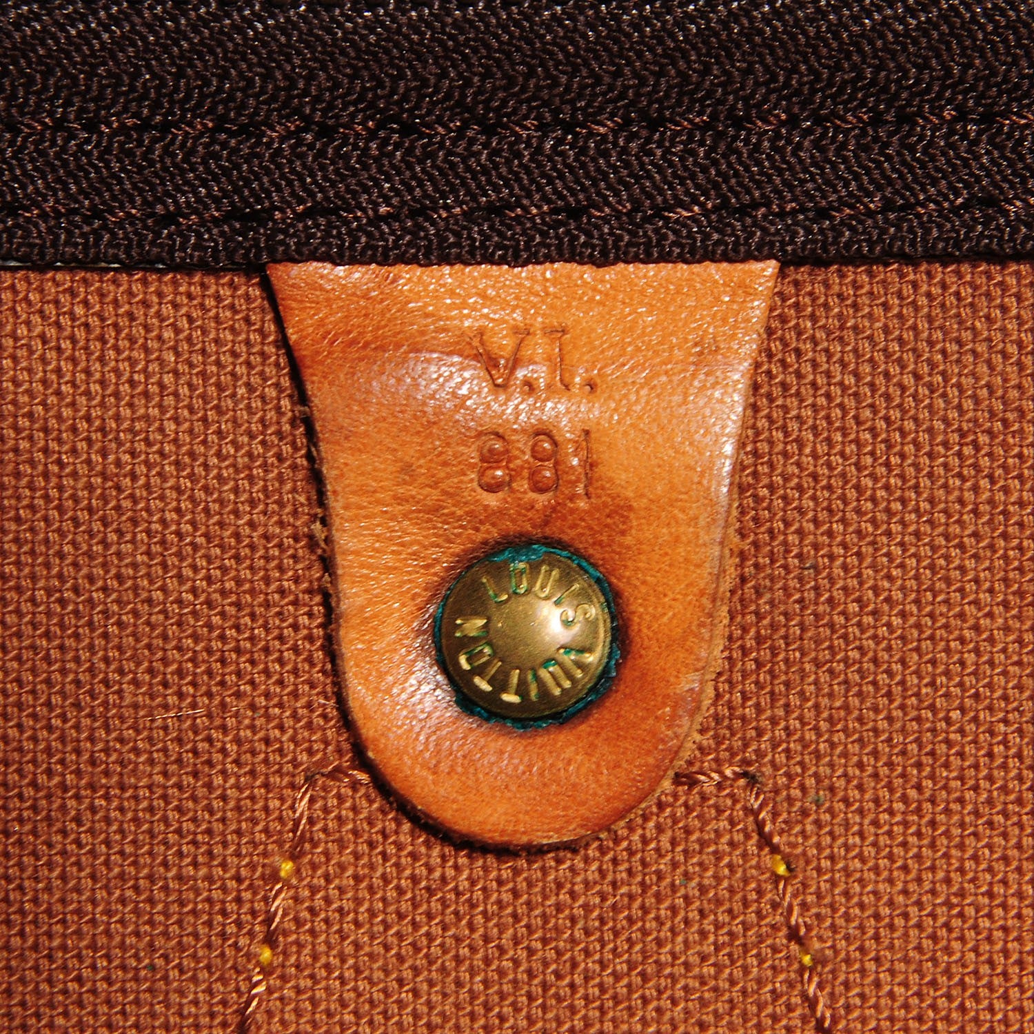 Louis Vuitton Monogram Speedy 40 7 of 7