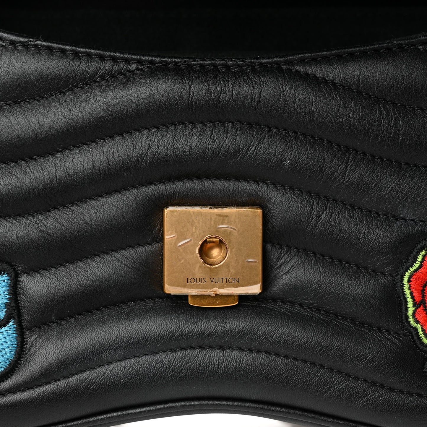 Calfskin Embroidered New Wave Chain MM Black