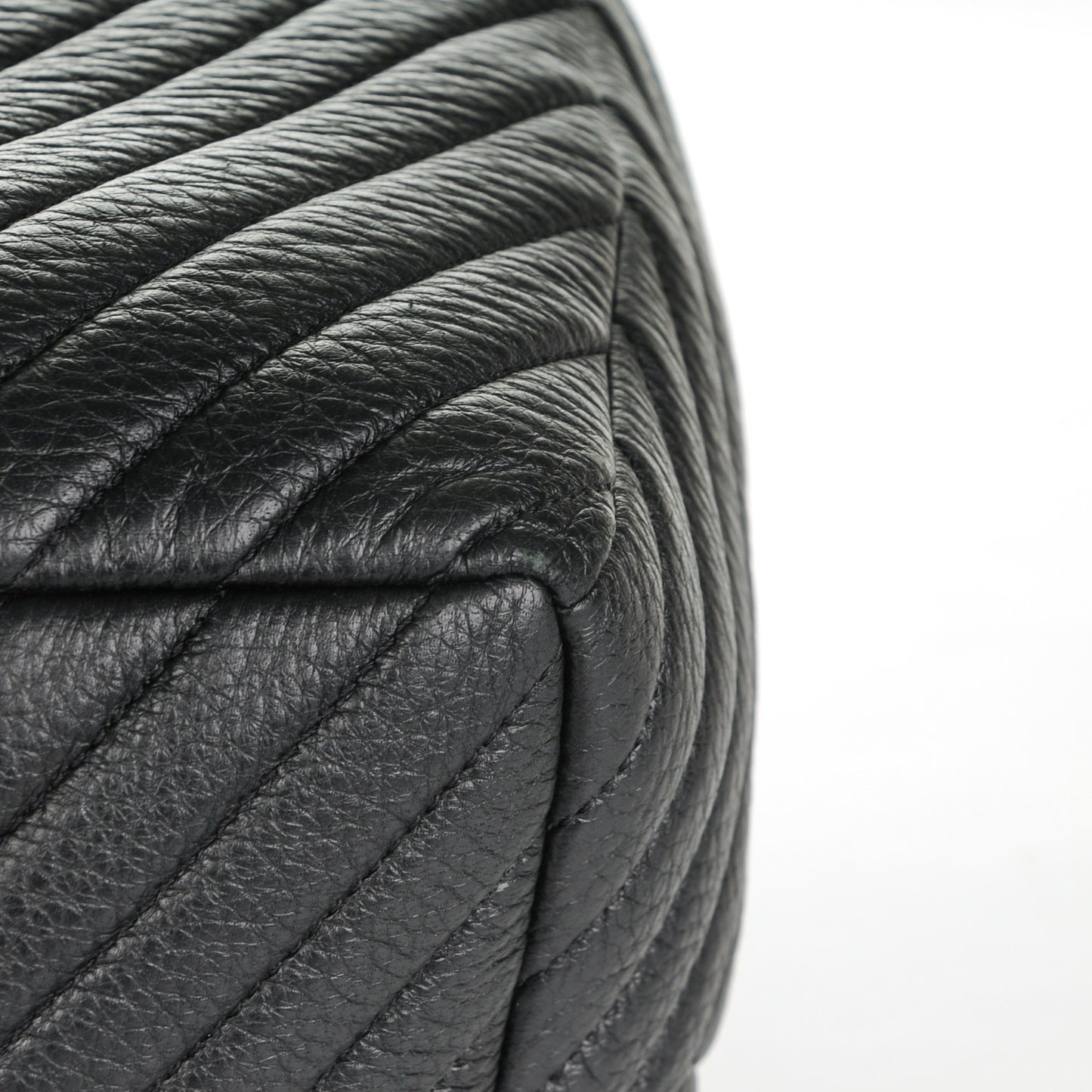 Deerskin Chevron Large CC Chain Bucket Drawstring Bag Black