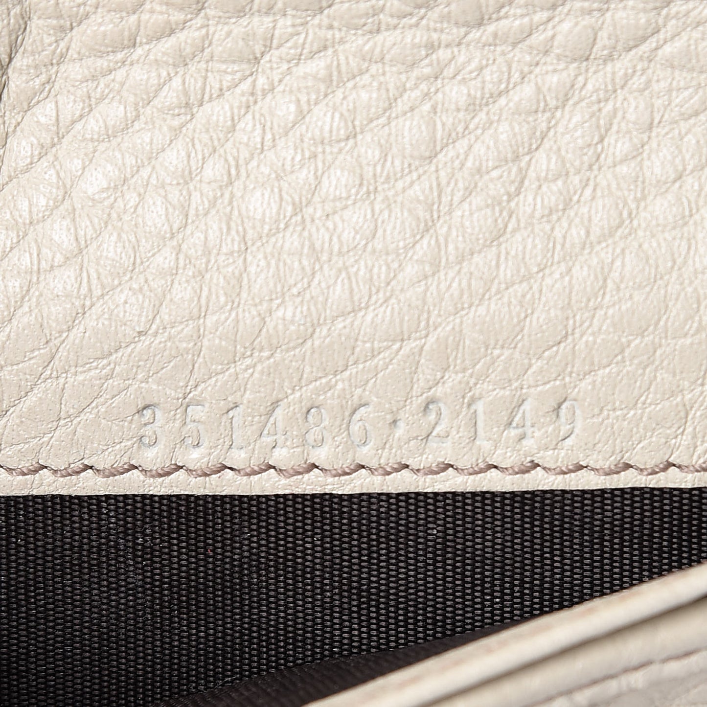Pebbled Calfskin Medium Soho Zip Around Wallet Off White