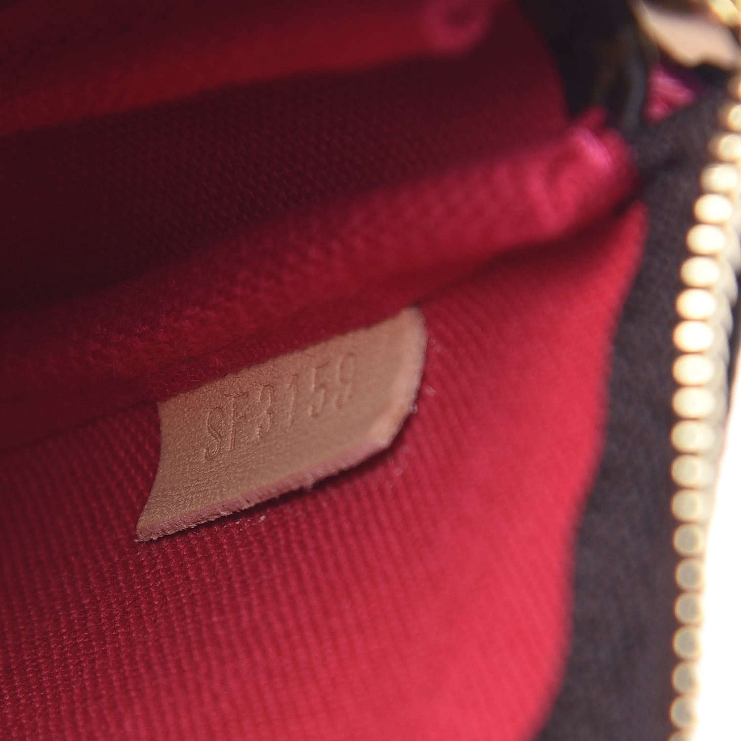 Louis Vuitton Monogram 2019 Christmas Animation Mini Courchevel Pochette Accessories Fuchsia 6 of 9