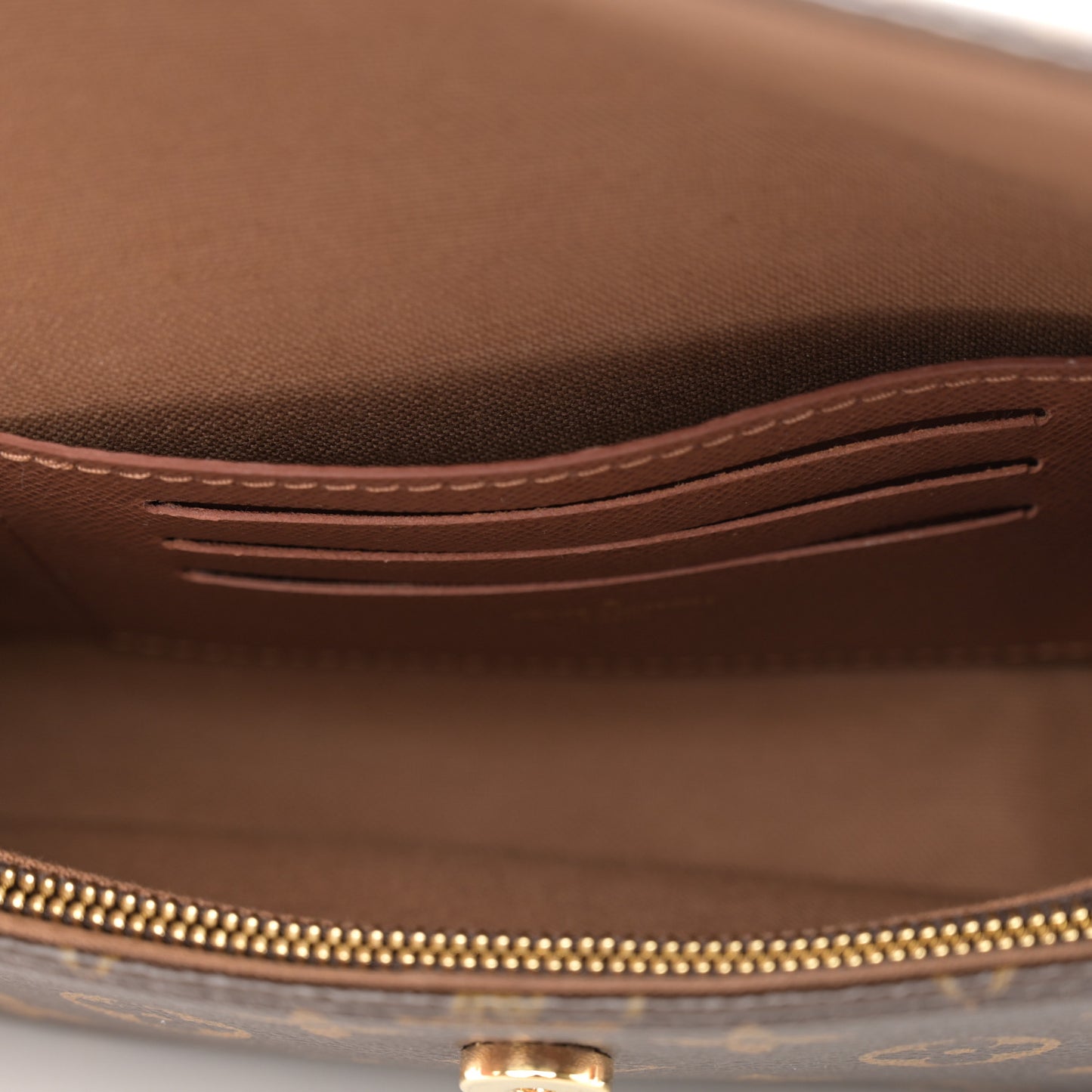 Monogram Ivy Wallet On Chain