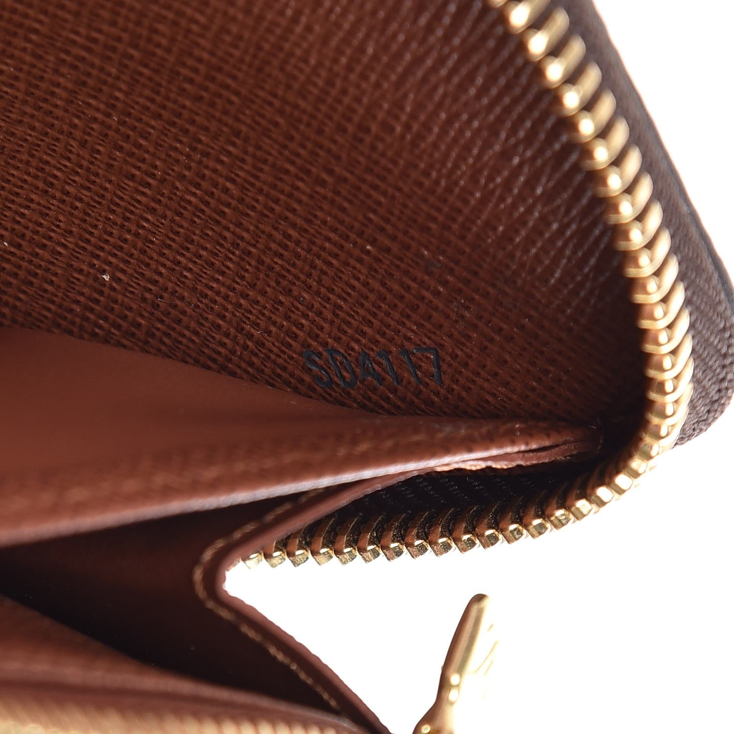 Louis Vuitton Monogram Zippy Wallet 7 of 8