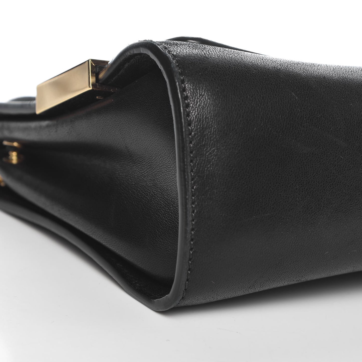 Lambskin Medium Elle Chain Clutch Black