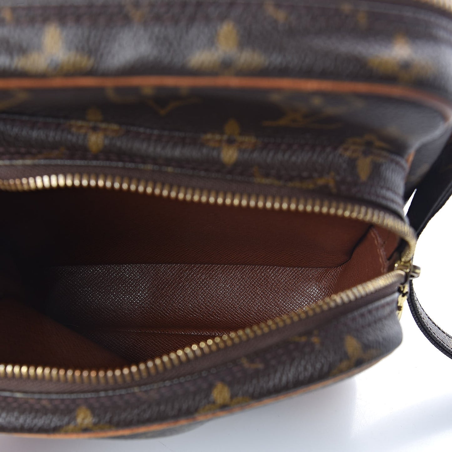 Monogram Amazone