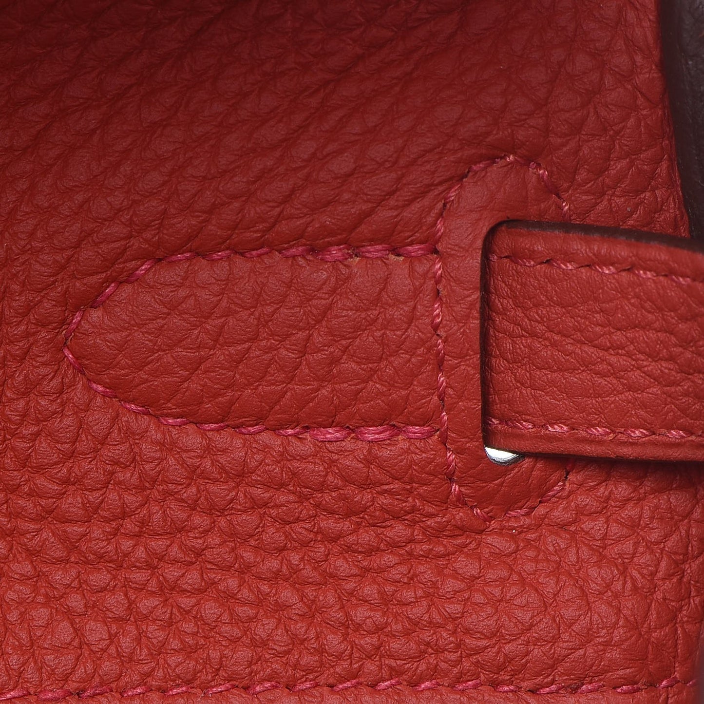 Togo Retourne Kelly 28 Geranium