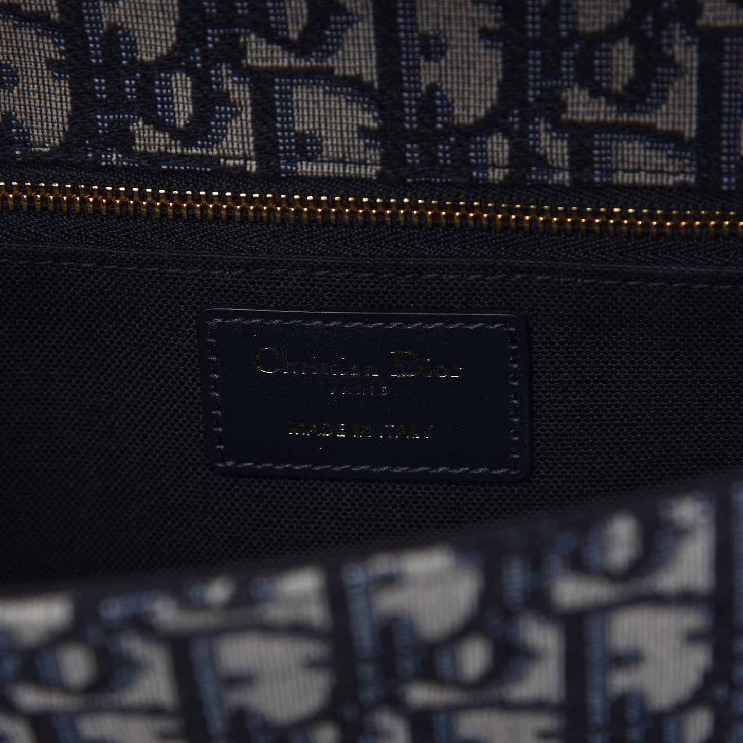 Oblique 30 Montaigne Flap Bag Blue
