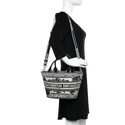 Christian Dior Canvas Embroidered Butterfly Bandana Print Hat Basket Bag Black White 2 of 9