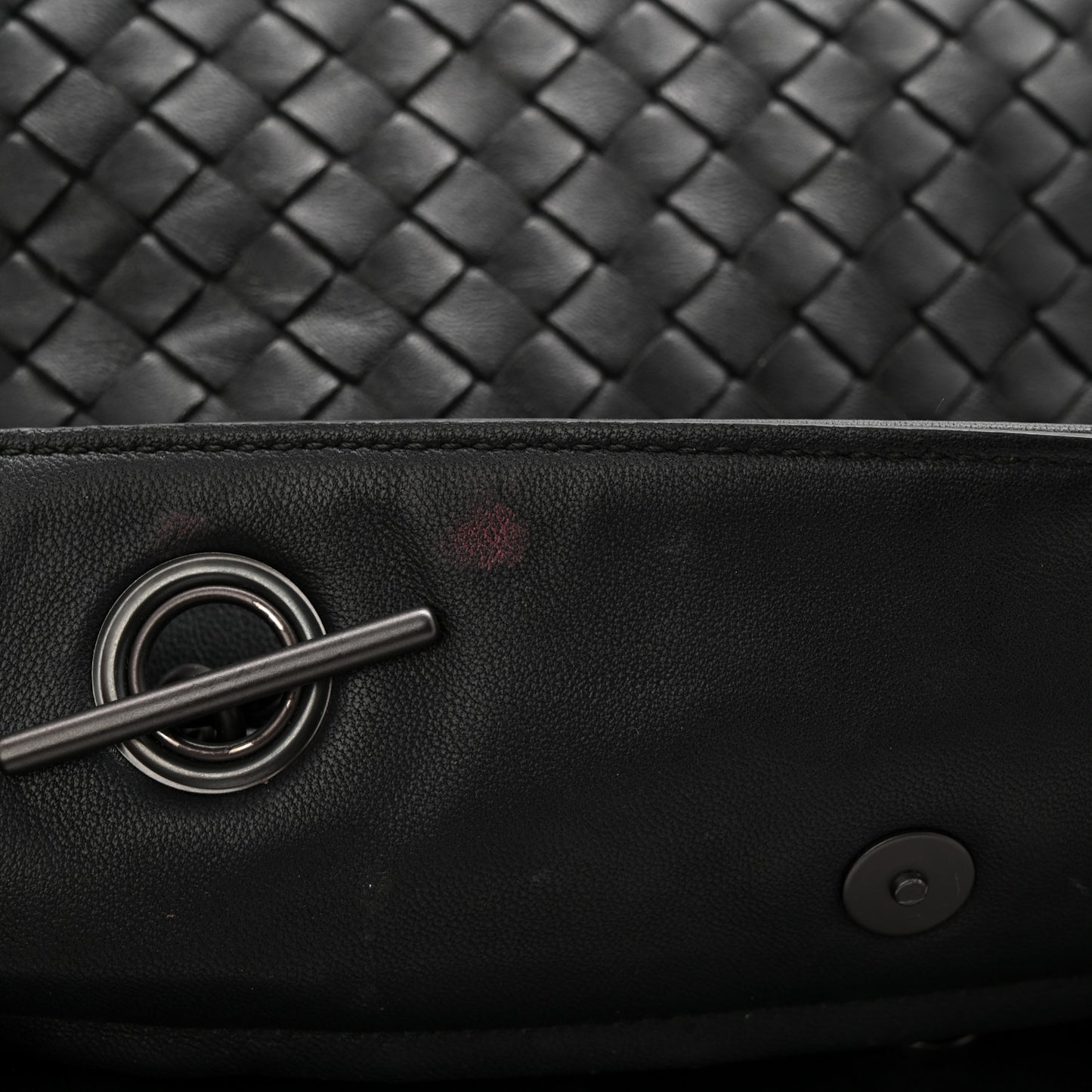 Nappa Intrecciato Medium Classic Chain Strap Tote Black
