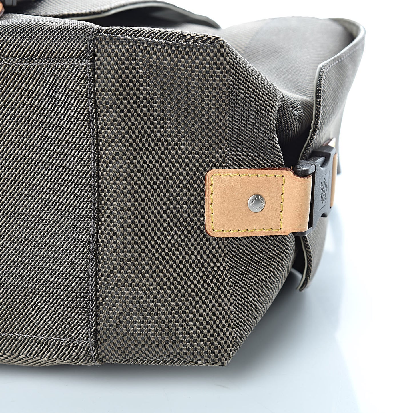 Damier Geant Belier Messenger Bag Terre