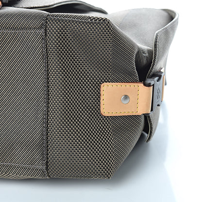 Louis Vuitton Damier Geant Belier Messenger Bag Terre 10 of 10