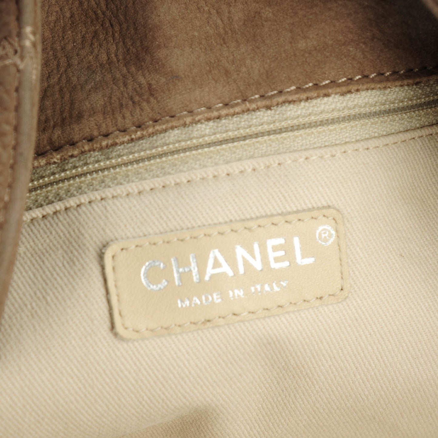 Suede Darjeeling Hobo Light Grey