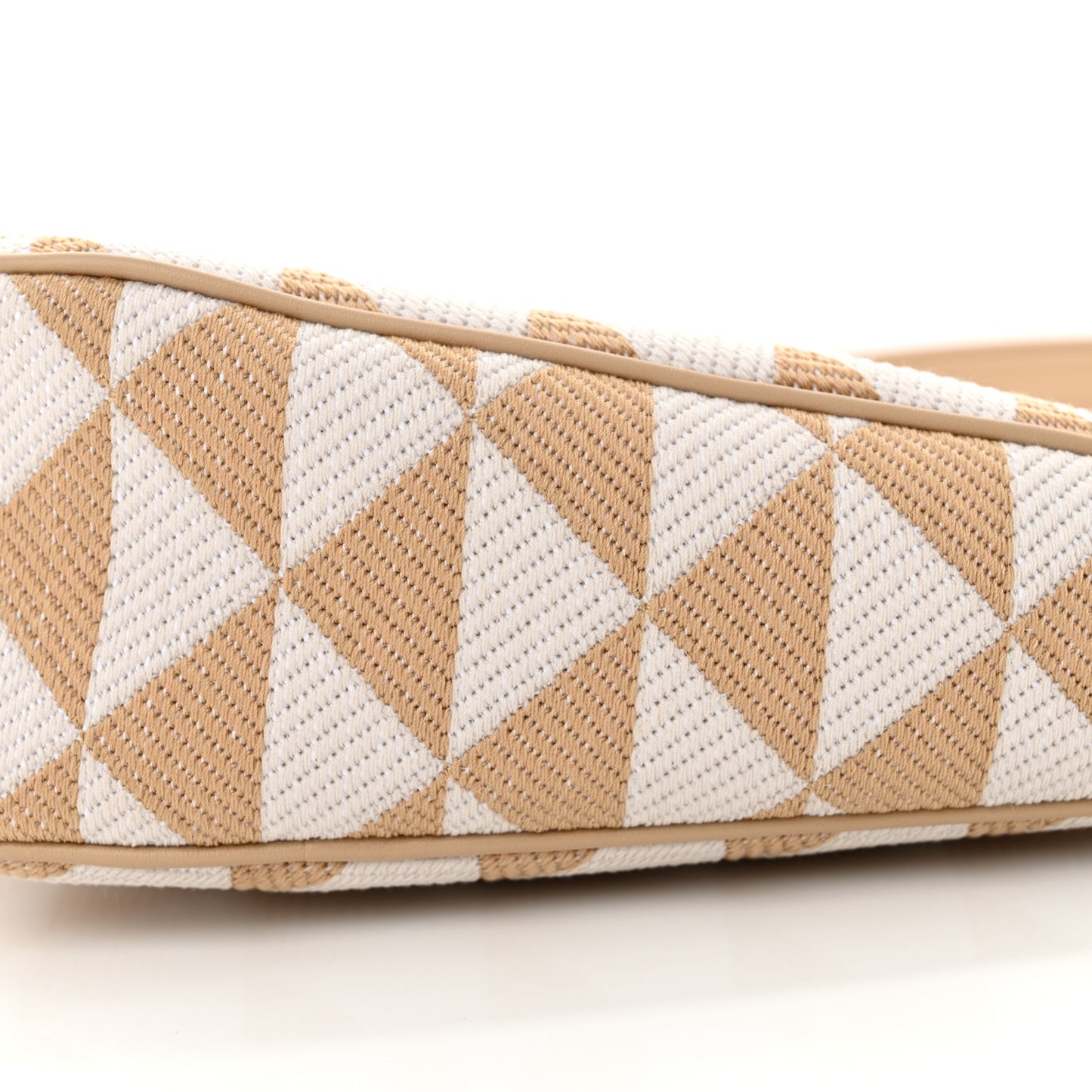 Jacquard Triangolo Symbole Embroidered Mini Triangle Bag Corda Talco