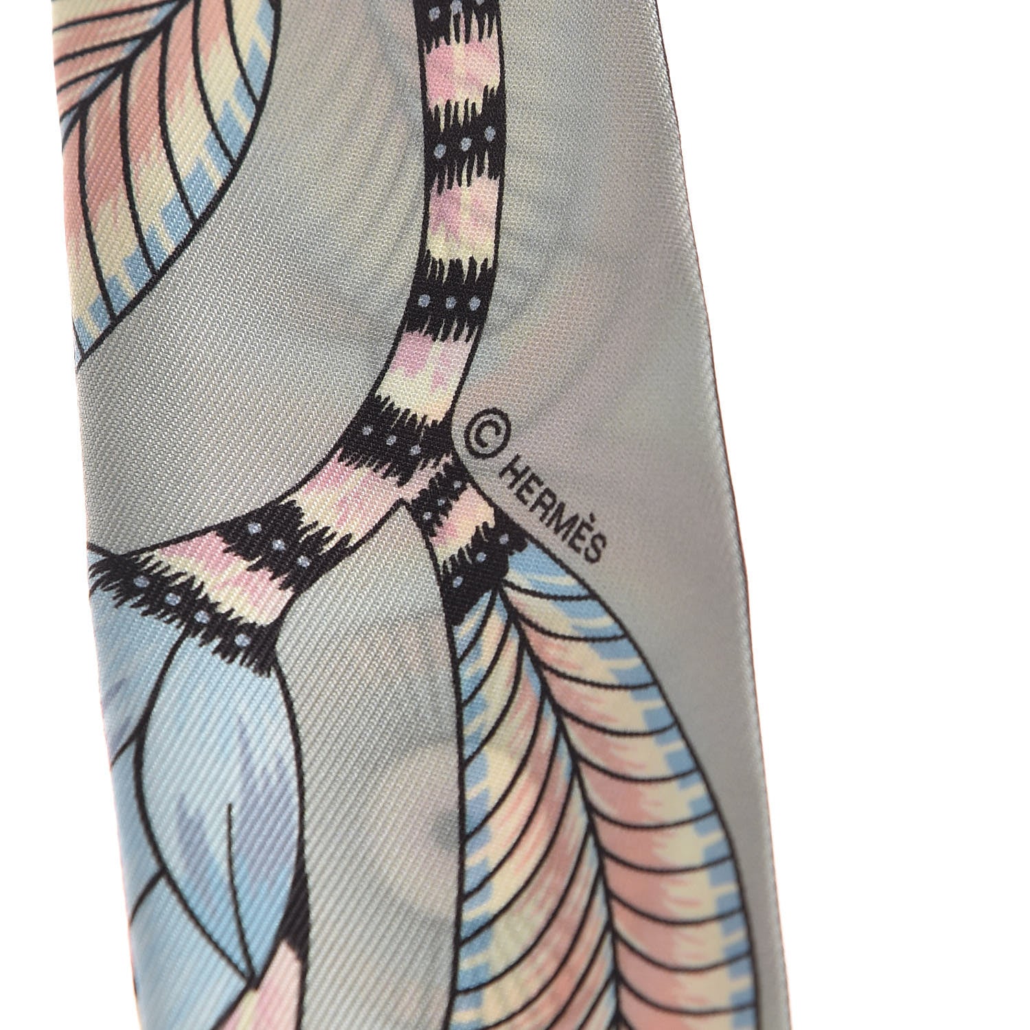 Hermes Silk The Savana Dance Twilly Vert Amande Rose 5 of 5