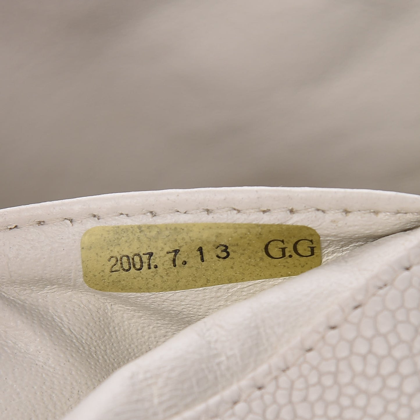 Caviar Quilted 2.55 Reissue East West Flap White