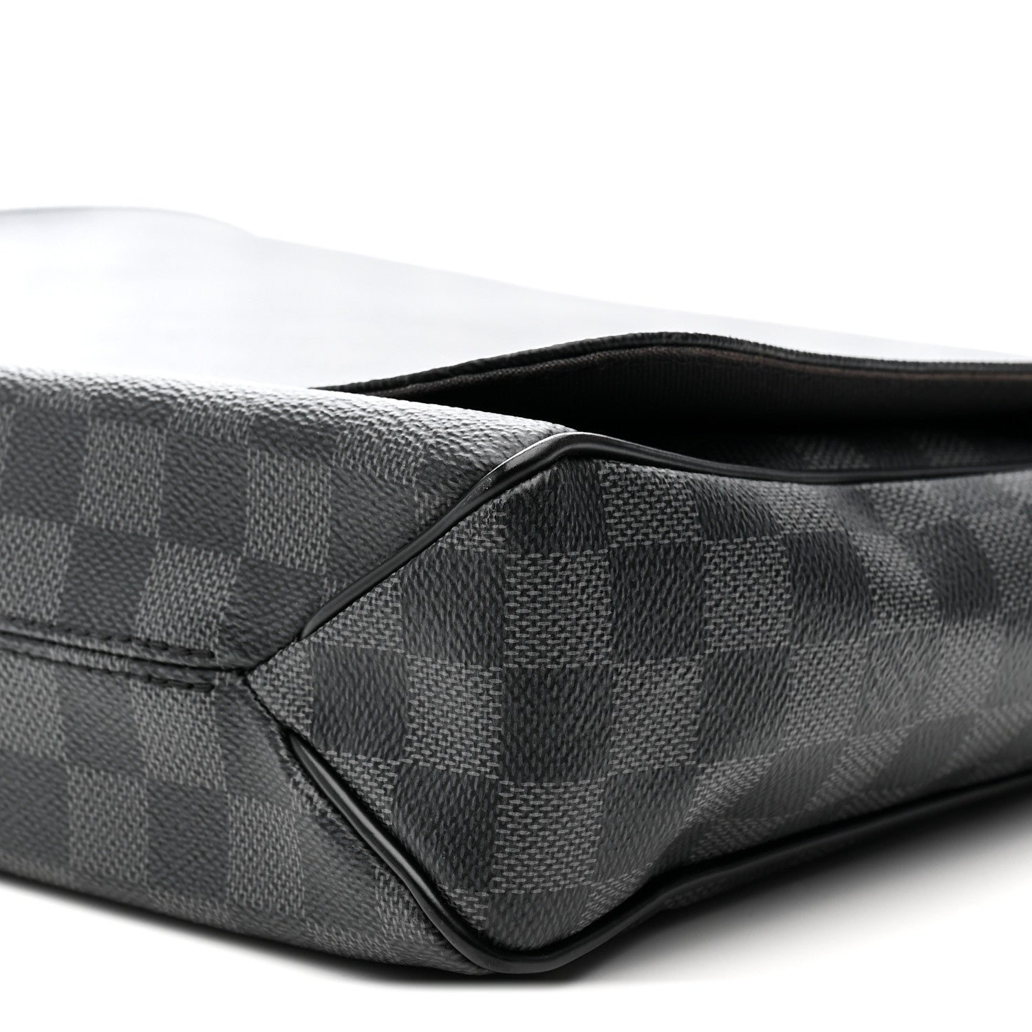 Louis Vuitton Damier Graphite District MM 17 of 21