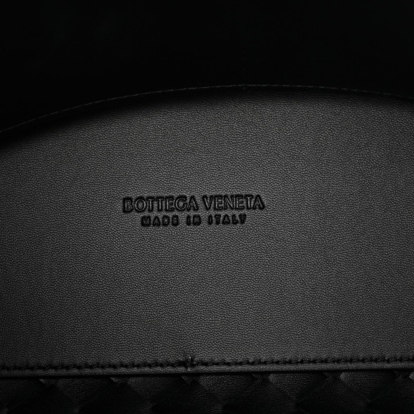 Nappa Intrecciato Medium Andiamo Shoulder Bag Black
