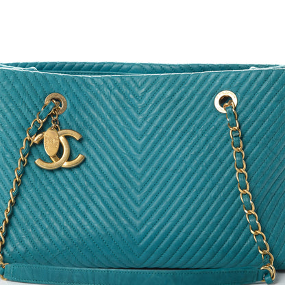 Chanel Wrinkled Lambskin Chevron Quilted Surpique Tote Green 8 of 12