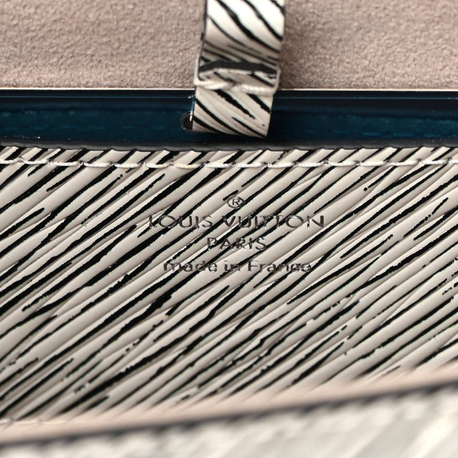 Louis Vuitton Epi Azteque Twist Shoulder Bag MM White 6 of 13