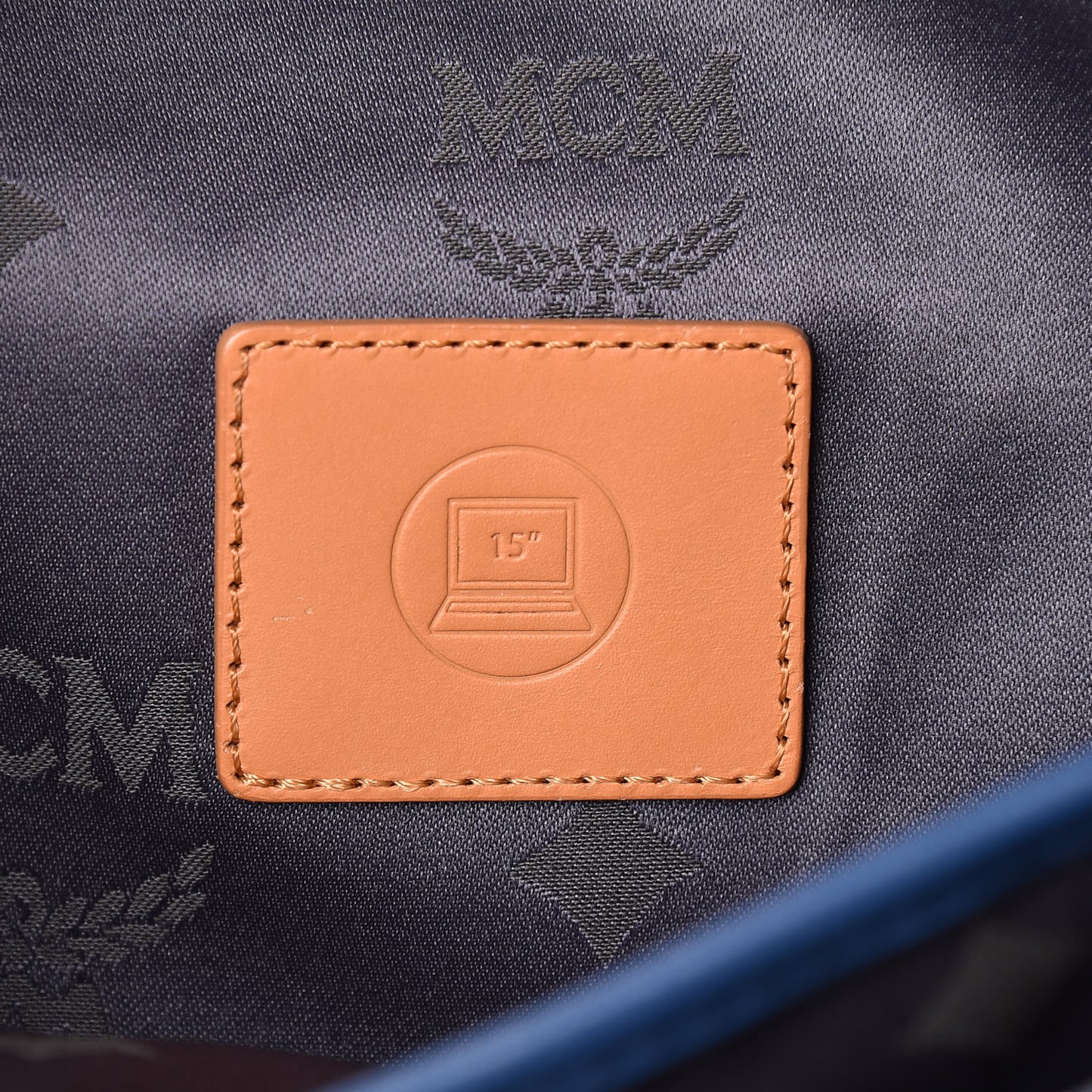 Visetos Studded Medium Stark M Backpack Blue