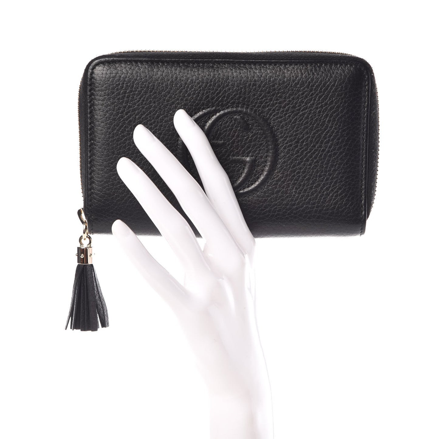 Pebbled Calfskin Medium Soho Zip Around Wallet Black