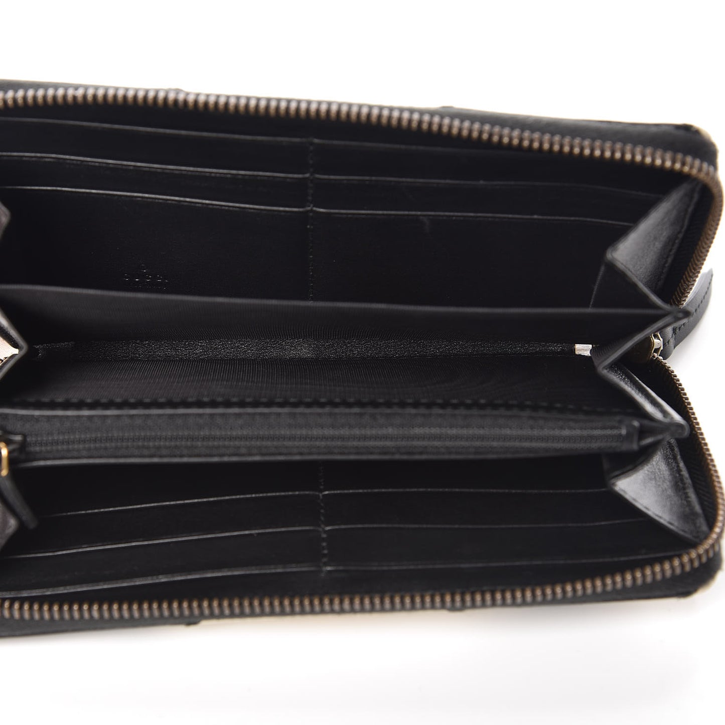Calfskin Matelasse GG Marmont Zip Around Wallet Black White