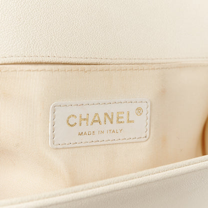 Chanel Caviar Quilted Medium Boy Flap White 6 of 11