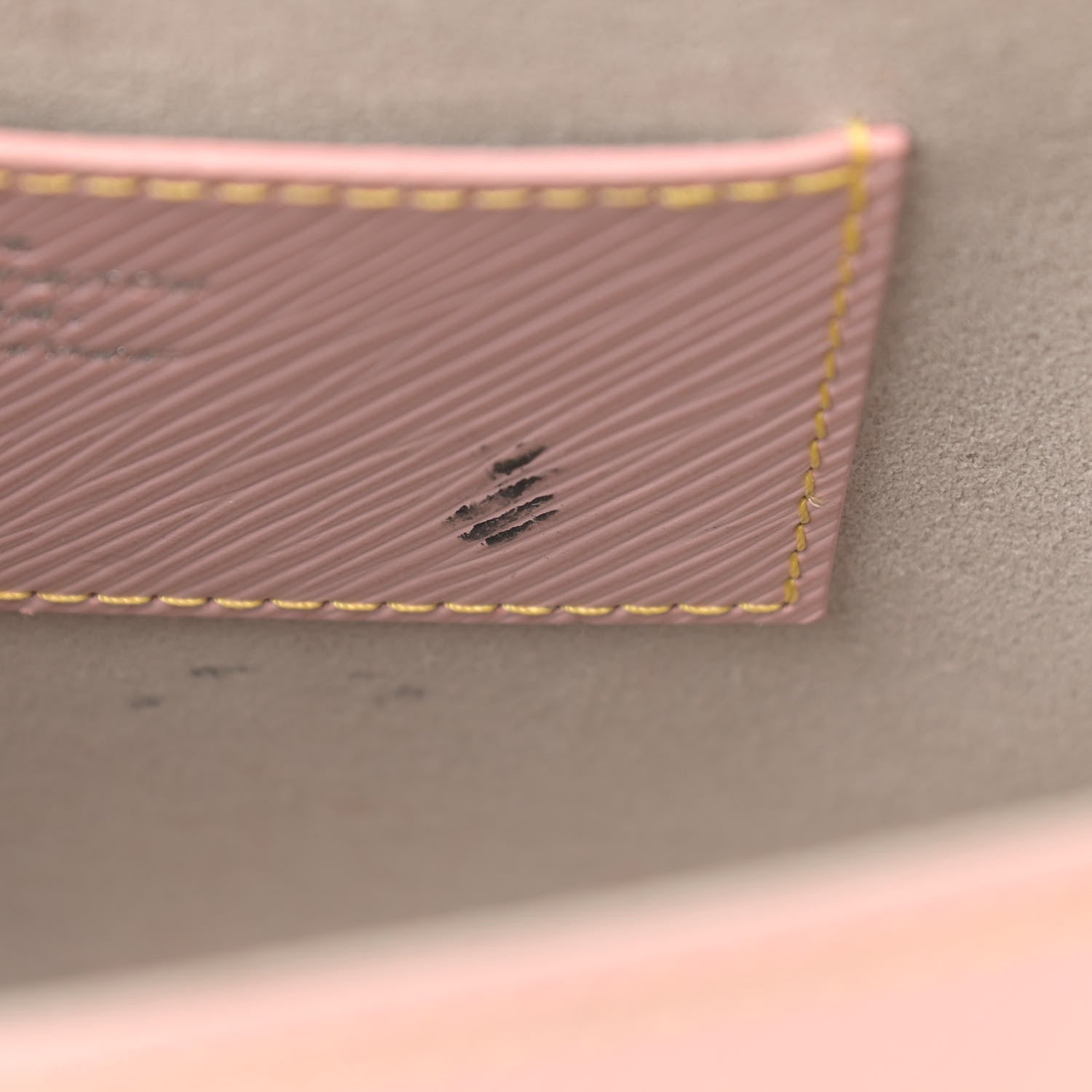 Louis Vuitton Epi Twist Shoulder Bag MM Rose Ballerine 15 of 19