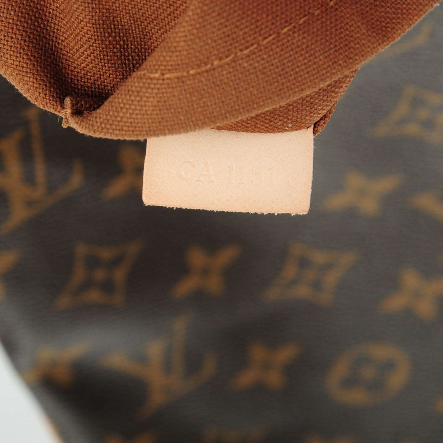 Louis Vuitton Monogram Odeon MM 7 of 7