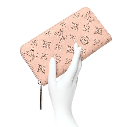 Louis Vuitton Mahina Zippy Wallet Magnolia 2 of 8